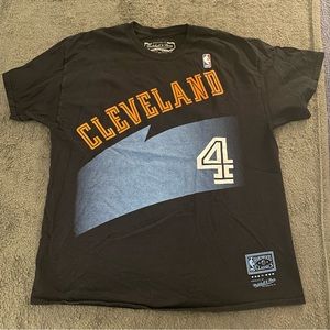 Mitchell & Ness Shawn Kemp Cavs 90s Name and Number Tee